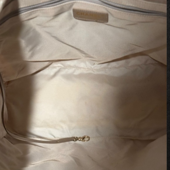 Authentic Chanel New Travel Line Tote - Beige/Off-White - Excellent Condition - Picture 13 of 16